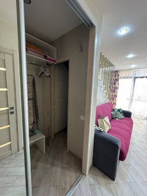 Продам трехкомнатную (3-комн.) квартиру, Крымская (Центральный р-н) ул, 67к1, Сочи г