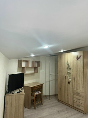 Продам трехкомнатную (3-комн.) квартиру, Крымская (Центральный р-н) ул, 67к1, Сочи г