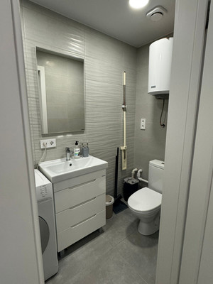 Продам однокомнатную (1-комн.) квартиру, Крымская (Центральный р-н) ул, 67к1, Сочи г