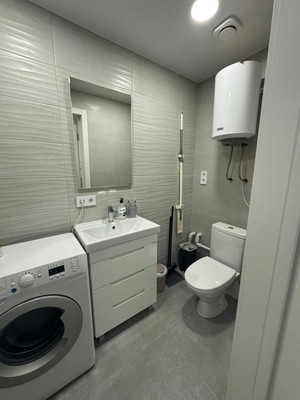 Продам однокомнатную (1-комн.) квартиру, Крымская (Центральный р-н) ул, 67к1, Сочи г