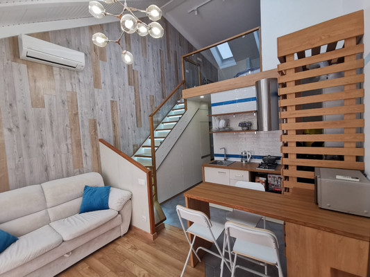 Продам двухкомнатную (2-комн.) квартиру, Крымская (Центральный р-н) ул, 69к1, Сочи г