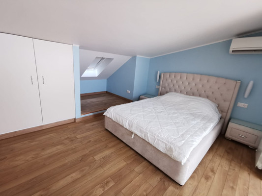 Продам двухкомнатную (2-комн.) квартиру, Крымская (Центральный р-н) ул, 69к1, Сочи г