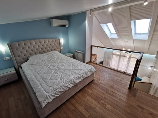 Продам двухкомнатную (2-комн.) квартиру, Крымская (Центральный р-н) ул, 69к1, Сочи г