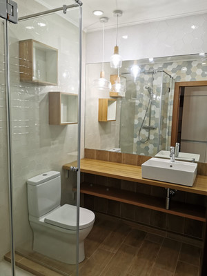 Продам двухкомнатную (2-комн.) квартиру, Крымская (Центральный р-н) ул, 69к1, Сочи г