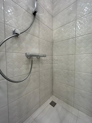 Продам однокомнатную (1-комн.) квартиру, Лучистая ул, 7, Гребнево д