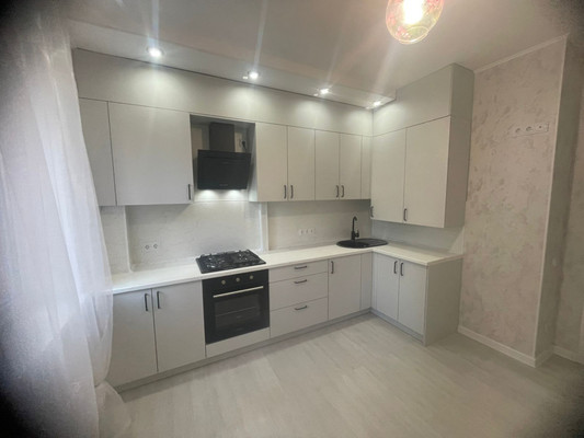 Продам однокомнатную (1-комн.) квартиру, Крестьянская ул, 27к3, Анапа г