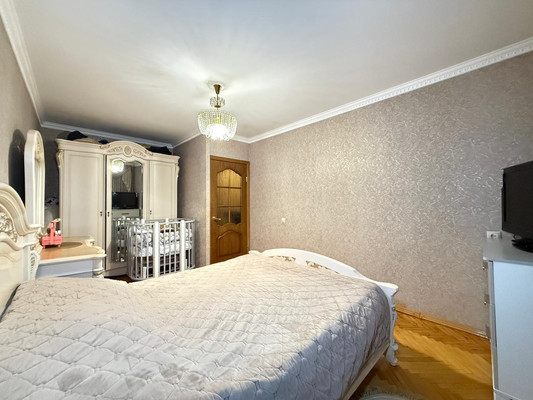 Продам двухкомнатную (2-комн.) квартиру, 2 Таманской Дивизии ул, 428, Нальчик г