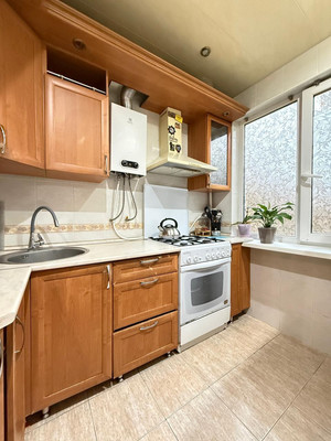 Продам двухкомнатную (2-комн.) квартиру, 2 Таманской Дивизии ул, 428, Нальчик г