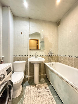 Продам двухкомнатную (2-комн.) квартиру, 2 Таманской Дивизии ул, 428, Нальчик г