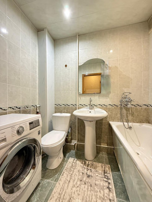 Продам двухкомнатную (2-комн.) квартиру, 2 Таманской Дивизии ул, 428, Нальчик г