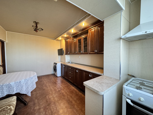 Продам трехкомнатную (3-комн.) квартиру, Шогенова ул, 22к3, Нальчик г