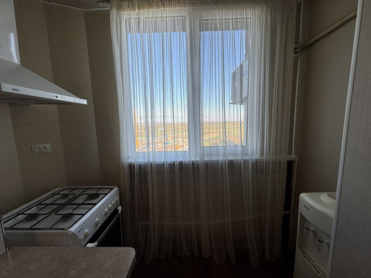 Продам трехкомнатную (3-комн.) квартиру, Шогенова ул, 22к3, Нальчик г