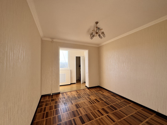 Продам трехкомнатную (3-комн.) квартиру, Шогенова ул, 22к3, Нальчик г