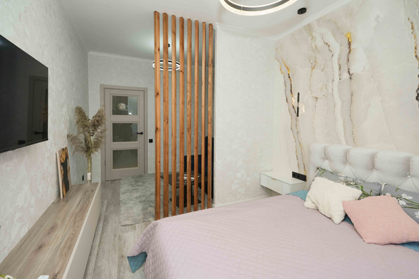 Продам однокомнатную (1-комн.) квартиру, Конгрессная ул, 19/1, Краснодар г