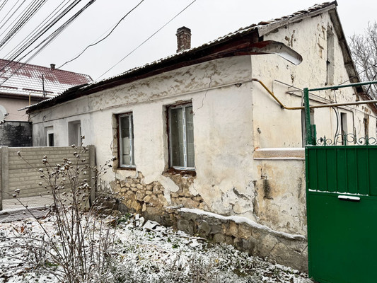 Продам двухкомнатную (2-комн.) квартиру, Свободная ул, 16, Симферополь г