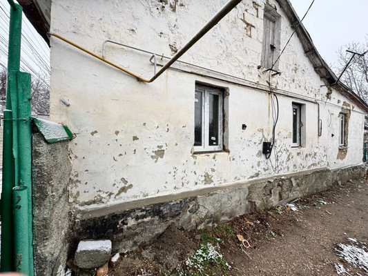 Продам двухкомнатную (2-комн.) квартиру, Свободная ул, 16, Симферополь г