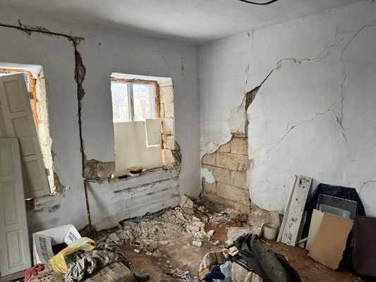 Продам двухкомнатную (2-комн.) квартиру, Свободная ул, 16, Симферополь г