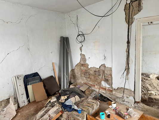 Продам двухкомнатную (2-комн.) квартиру, Свободная ул, 16, Симферополь г