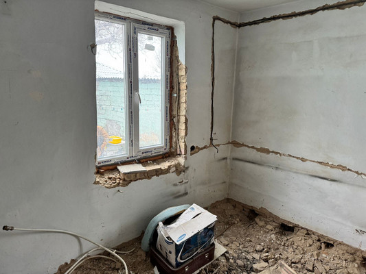 Продам двухкомнатную (2-комн.) квартиру, Свободная ул, 16, Симферополь г