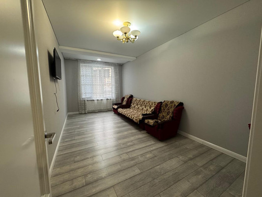 Сдам двухкомнатную (2-комн.) квартиру, Толстого ул, 43, Нальчик г