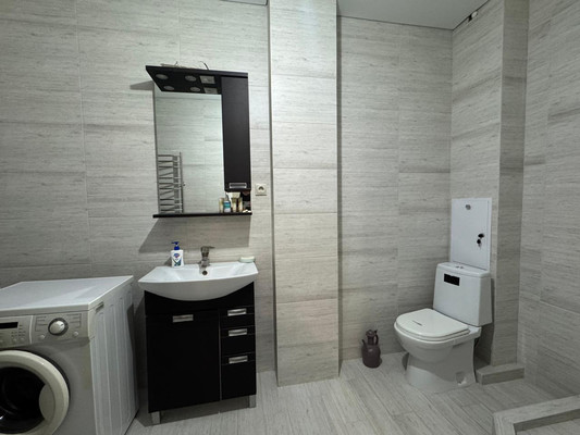 Сдам двухкомнатную (2-комн.) квартиру, Толстого ул, 43, Нальчик г