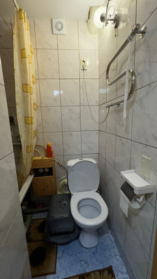 Продам однокомнатную (1-комн.) квартиру, Космонавтов пл, 70к1, Липецк г