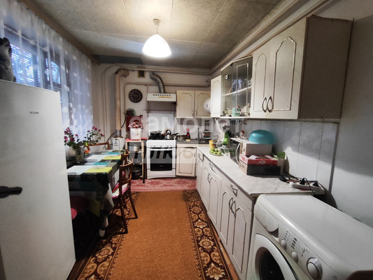 Продам трехкомнатную (3-комн.) квартиру, Совхозная ул, 12, Полтавская ст-ца