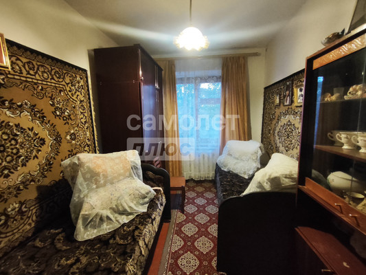 Продам трехкомнатную (3-комн.) квартиру, Совхозная ул, 12, Полтавская ст-ца