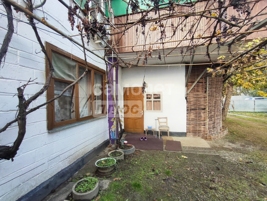 Продам трехкомнатную (3-комн.) квартиру, Совхозная ул, 12, Полтавская ст-ца