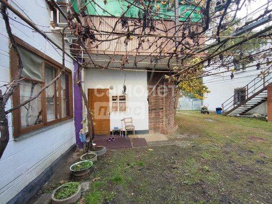 Продам трехкомнатную (3-комн.) квартиру, Совхозная ул, 12, Полтавская ст-ца