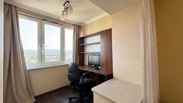 Продам двухкомнатную (2-комн.) квартиру, 2 Таманской Дивизии ул, 37, Нальчик г