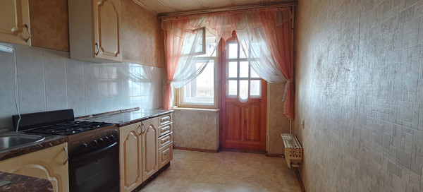 Продам трехкомнатную (3-комн.) квартиру, Интернациональная ул, 15в, Рязань г