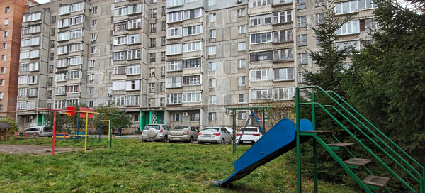 Продам трехкомнатную (3-комн.) квартиру, Интернациональная ул, 15в, Рязань г