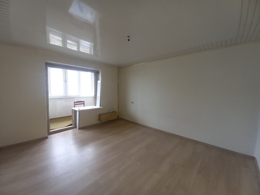 Продам трехкомнатную (3-комн.) квартиру, Керамзавода ул, 38, Рязань г