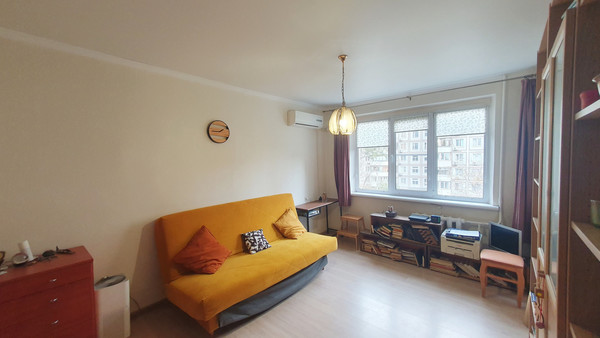 Продам трехкомнатную (3-комн.) квартиру, Малиновского ул, 76, Ростов-на-Дону г