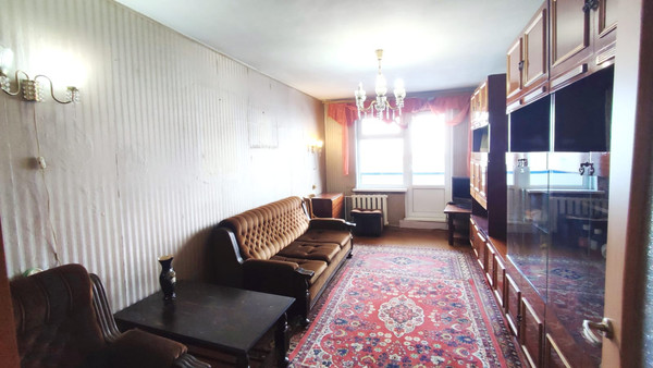 Продам трехкомнатную (3-комн.) квартиру, Военный городок ул, 89, Тихорецк г