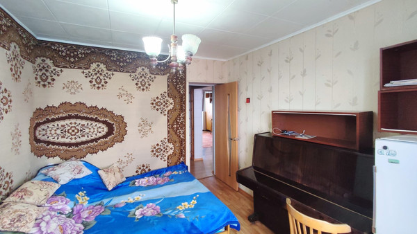 Продам трехкомнатную (3-комн.) квартиру, Военный городок ул, 89, Тихорецк г