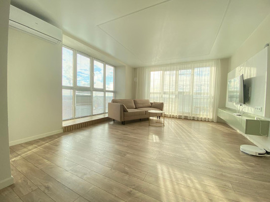 Продам трехкомнатную (3-комн.) квартиру, Строителей ул, 43, Йошкар-Ола г