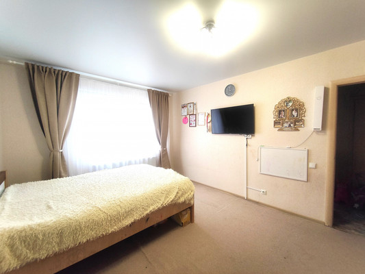 Продам однокомнатную (1-комн.) квартиру, 13-й Квартал ул, 6А, Куюки д