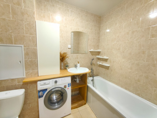 Продам однокомнатную (1-комн.) квартиру, 13-й Квартал ул, 6А, Куюки д