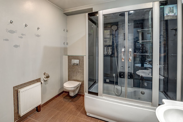 Продам многокомнатную квартиру, 9-я Советская ул, 5, Санкт-Петербург г