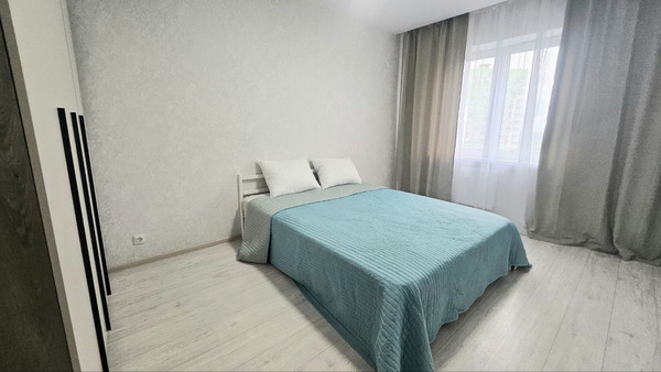 Сдам двухкомнатную (2-комн.) квартиру, им. Героя Советского Союза Якова Кобзаря ул, 17, Краснодар г