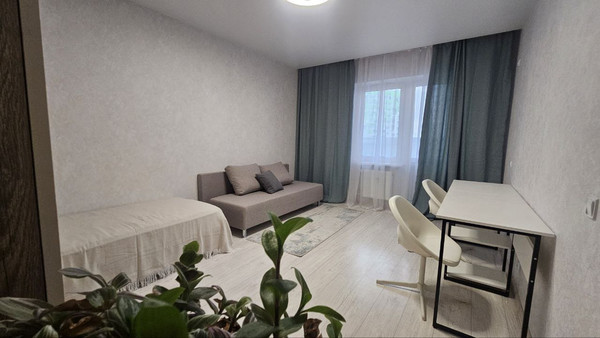 Сдам двухкомнатную (2-комн.) квартиру, им. Героя Советского Союза Якова Кобзаря ул, 17, Краснодар г