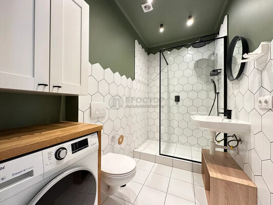 Продам однокомнатную (1-комн.) квартиру, Беломорская ул, 23, Москва г