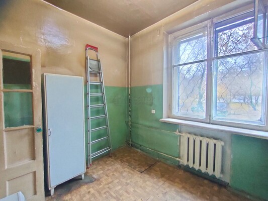 Продам двухкомнатную (2-комн.) квартиру, Адмирала Макарова ул, 13, Москва г