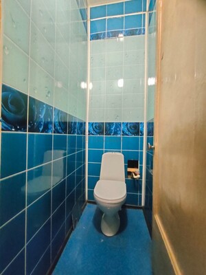 Продам двухкомнатную (2-комн.) квартиру, Адмирала Макарова ул, 13, Москва г