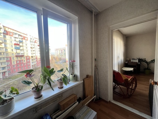 Продам трехкомнатную (3-комн.) квартиру, Рокоссовского (Новоильинский р-н) ул, 37, Новокузнецк г