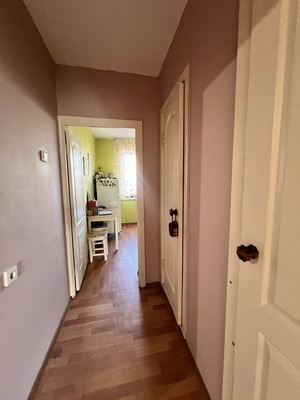 Продам трехкомнатную (3-комн.) квартиру, Рокоссовского (Новоильинский р-н) ул, 37, Новокузнецк г