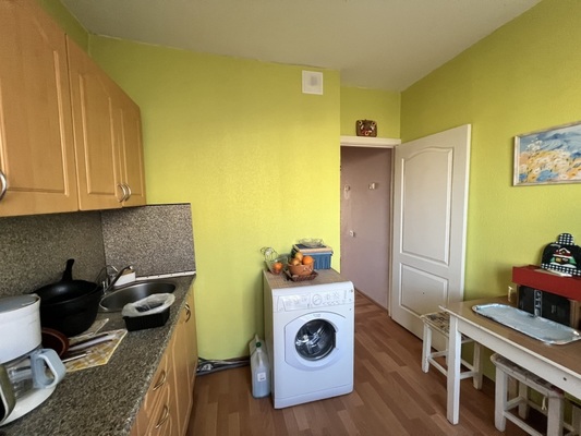 Продам трехкомнатную (3-комн.) квартиру, Рокоссовского (Новоильинский р-н) ул, 37, Новокузнецк г