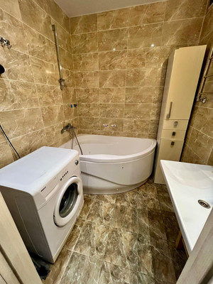 Продам двухкомнатную (2-комн.) квартиру, Березовая ул, 11, Видное г